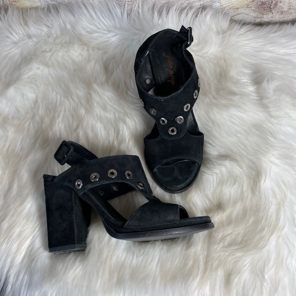 Free People Black Suede Ringer Block‎ Heels Sz 38/8